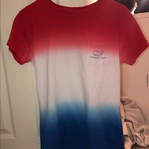 Vineyard vines t shirt